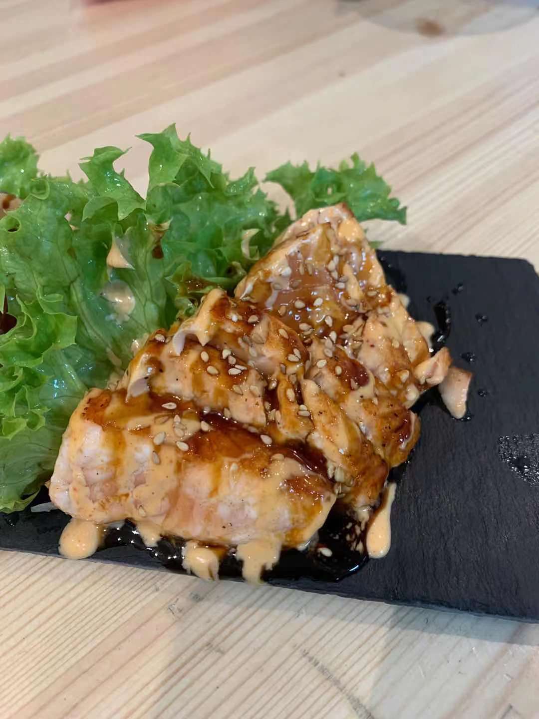 Zalm tataki sashimi